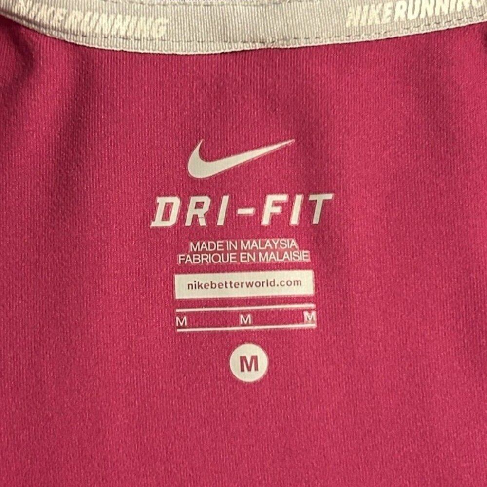 Nike Women’s Fuchsia Running Dri-Fit Sz M 1/4 Zip Lightweight Pullover Jacket - Picture 9 of 10